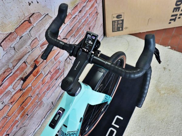 Bianchi E-Arcadex Tour Apex 19