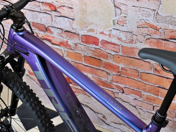 TREK Marlin+ 8 17