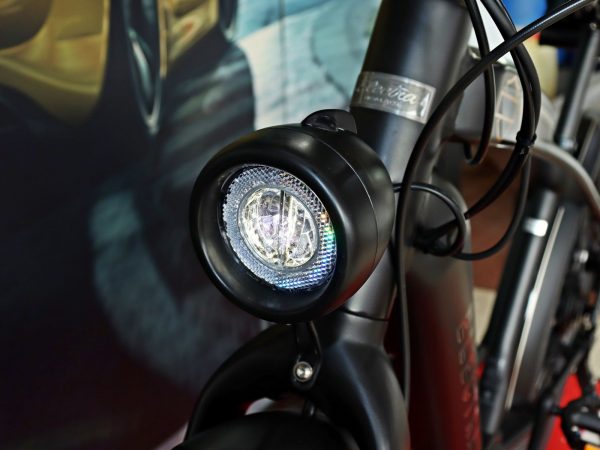 Electra Café Moto GO! 18