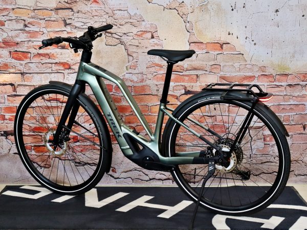 TREK FX+ 7 Midstep 4