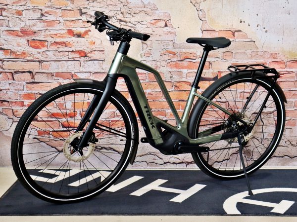 TREK FX+ 7 Midstep 6