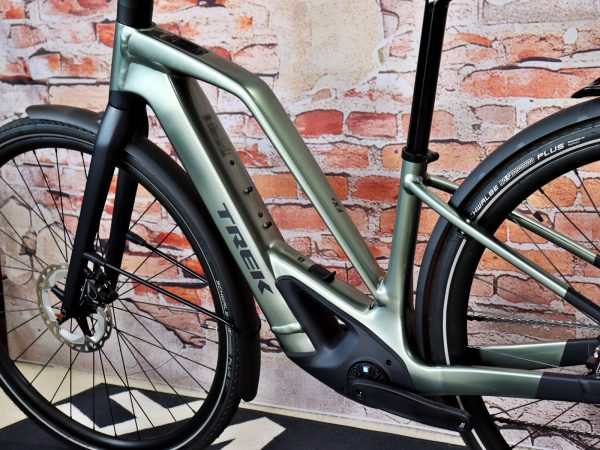 TREK FX+ 7 Midstep 10