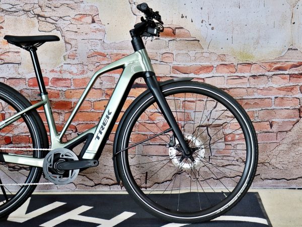 TREK FX+ 7 Midstep 15