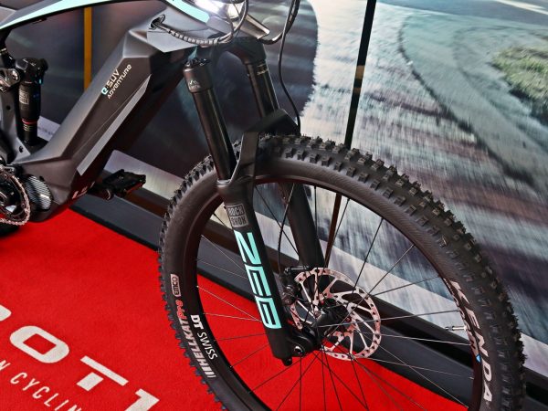 Bianchi E-SUV 13