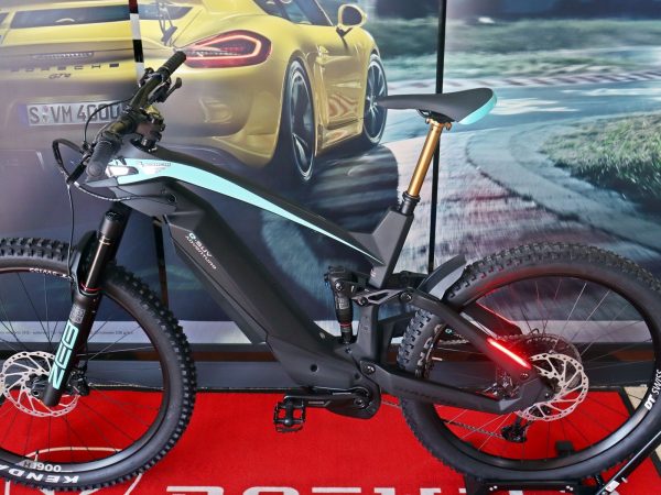 Bianchi E-SUV 9