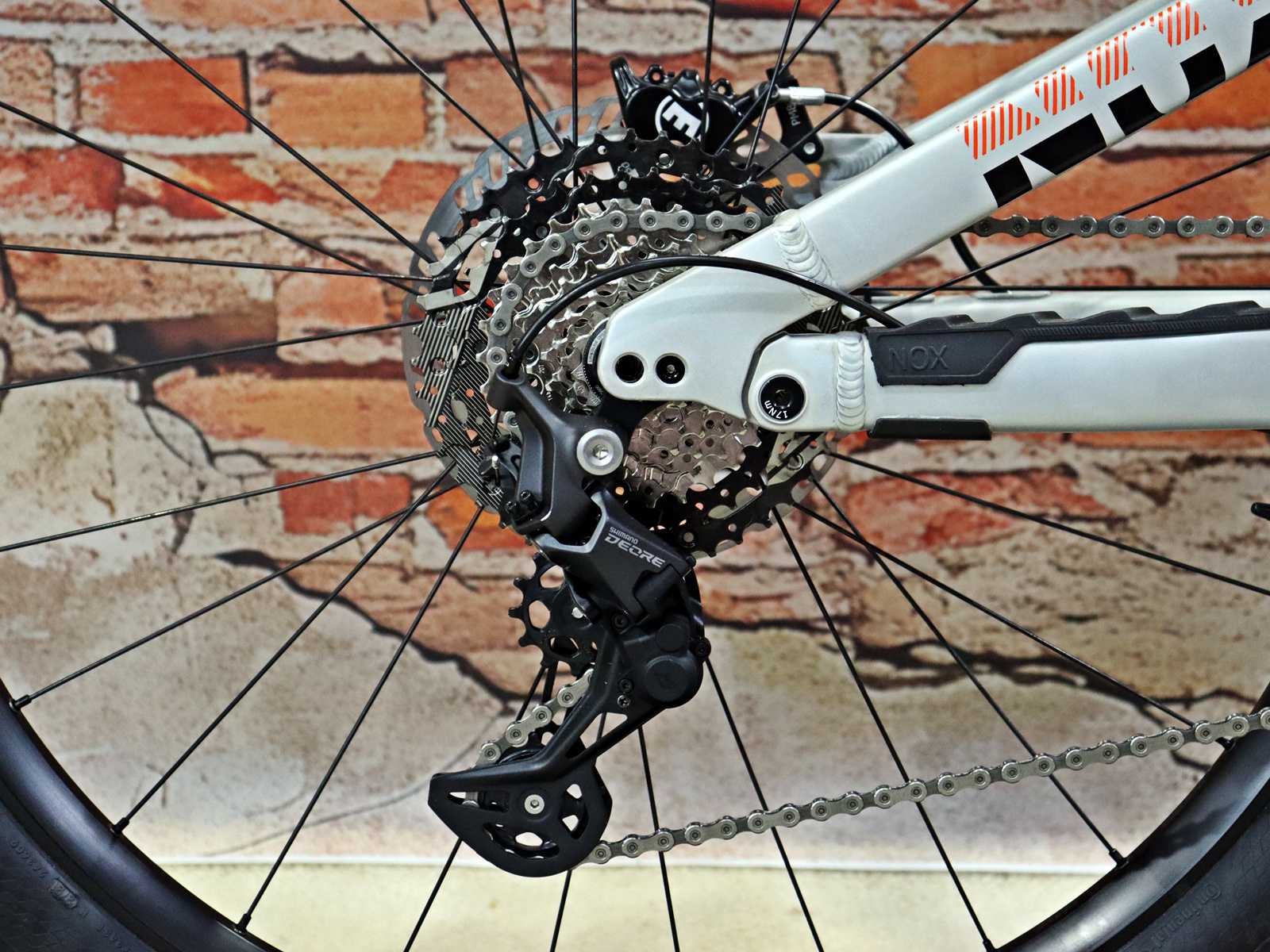 NOX HYBRID ALL-MTN 5.9 Core Sachs RS 8