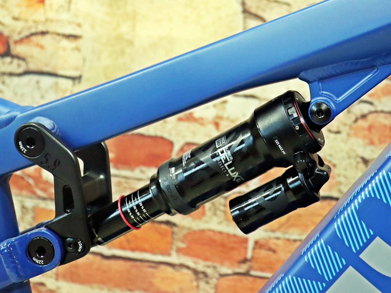 NOX HYBRID ALL-MTN 5.9 Pro Sachs RS 5