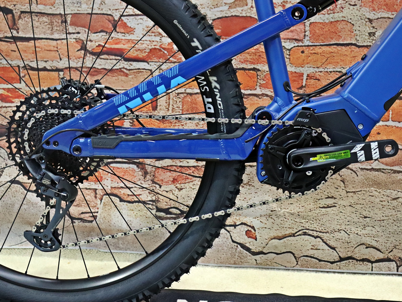 NOX HYBRID ALL-MTN 5.9 Pro Sachs RS 7