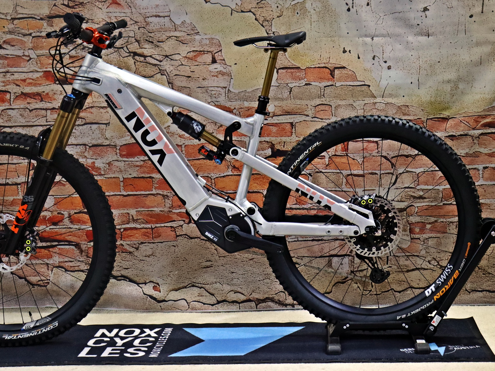 NOX HYBRID ALL-MTN 5.9 Ultra Sachs RS 19