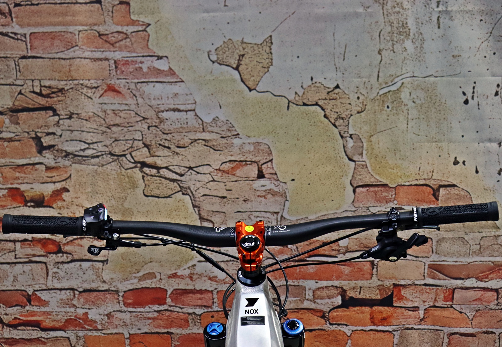 NOX HYBRID ALL-MTN 5.9 Ultra Sachs RS 20