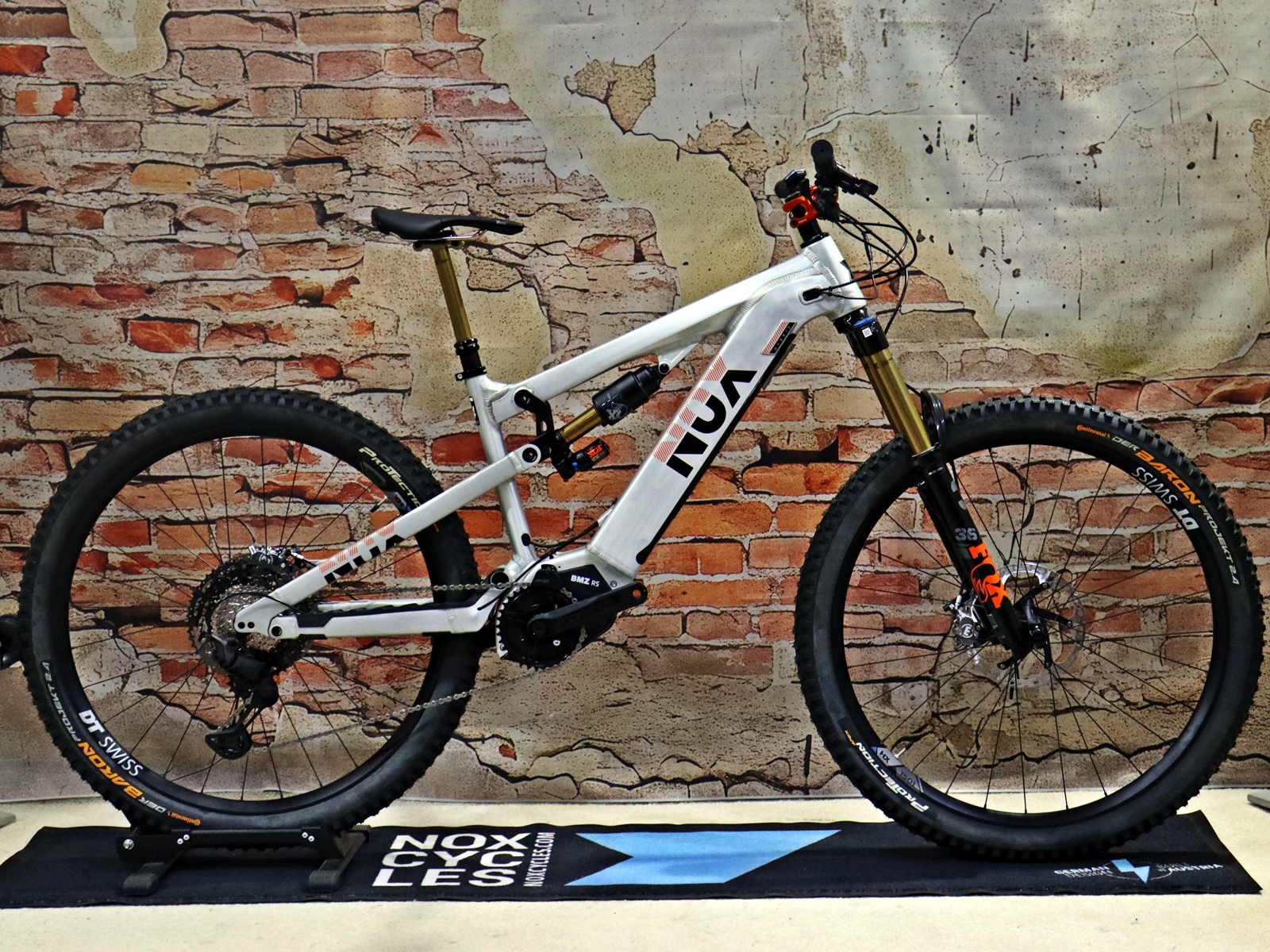 NOX HYBRID ALL-MTN 5.9 Ultra Sachs RS 4