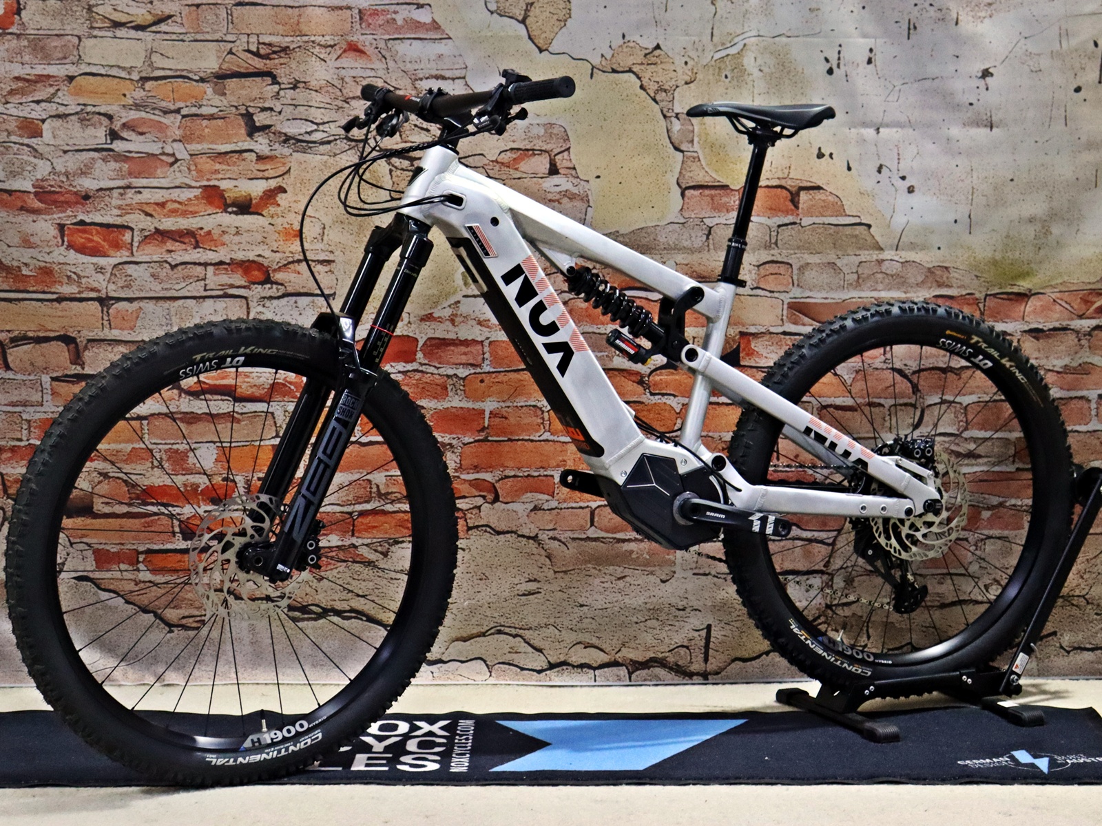 NOX Hybrid Enduro 7.1 Pro Sachs RS 10