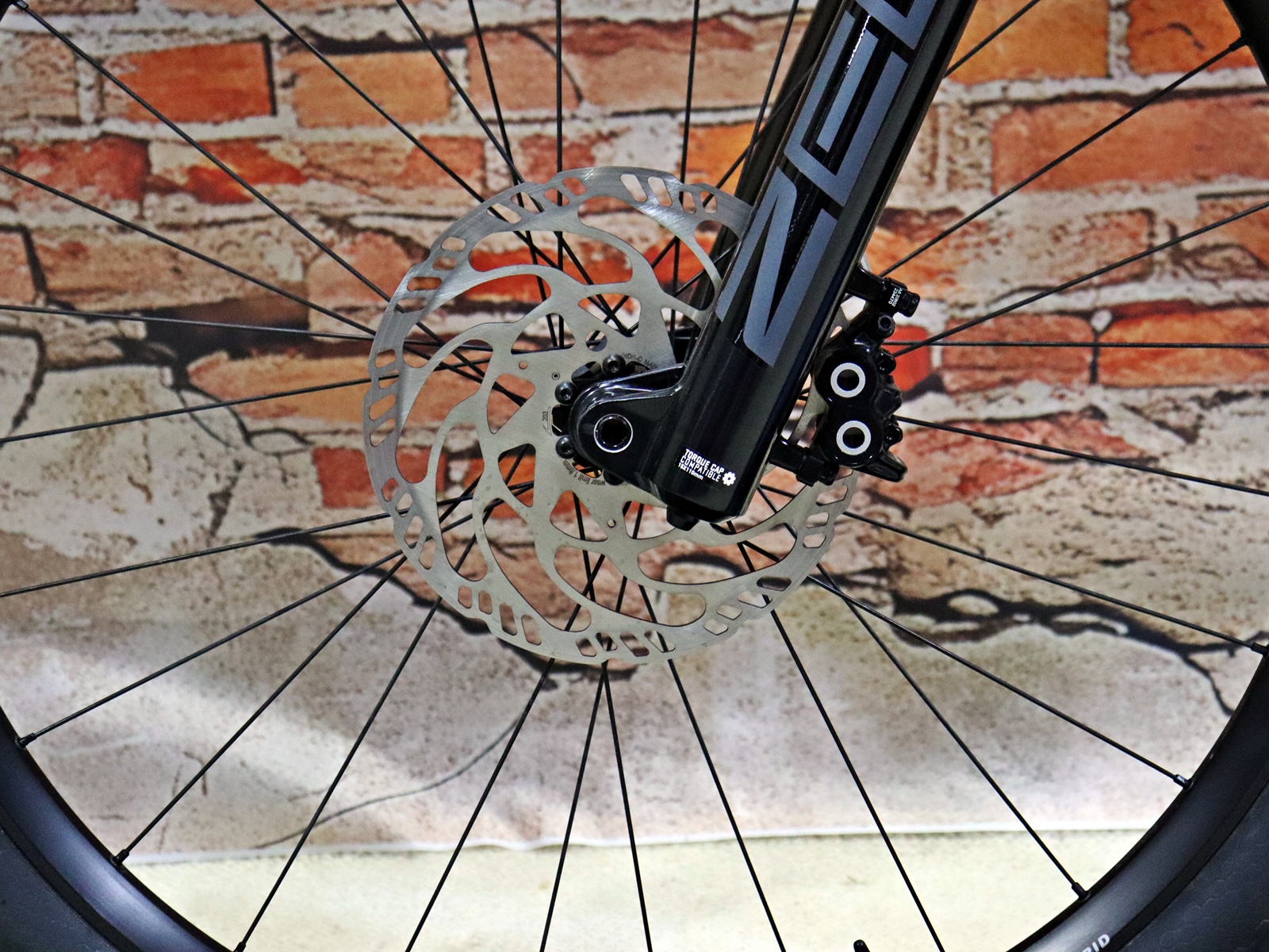 NOX Hybrid Enduro 7.1 Pro Sachs RS 14