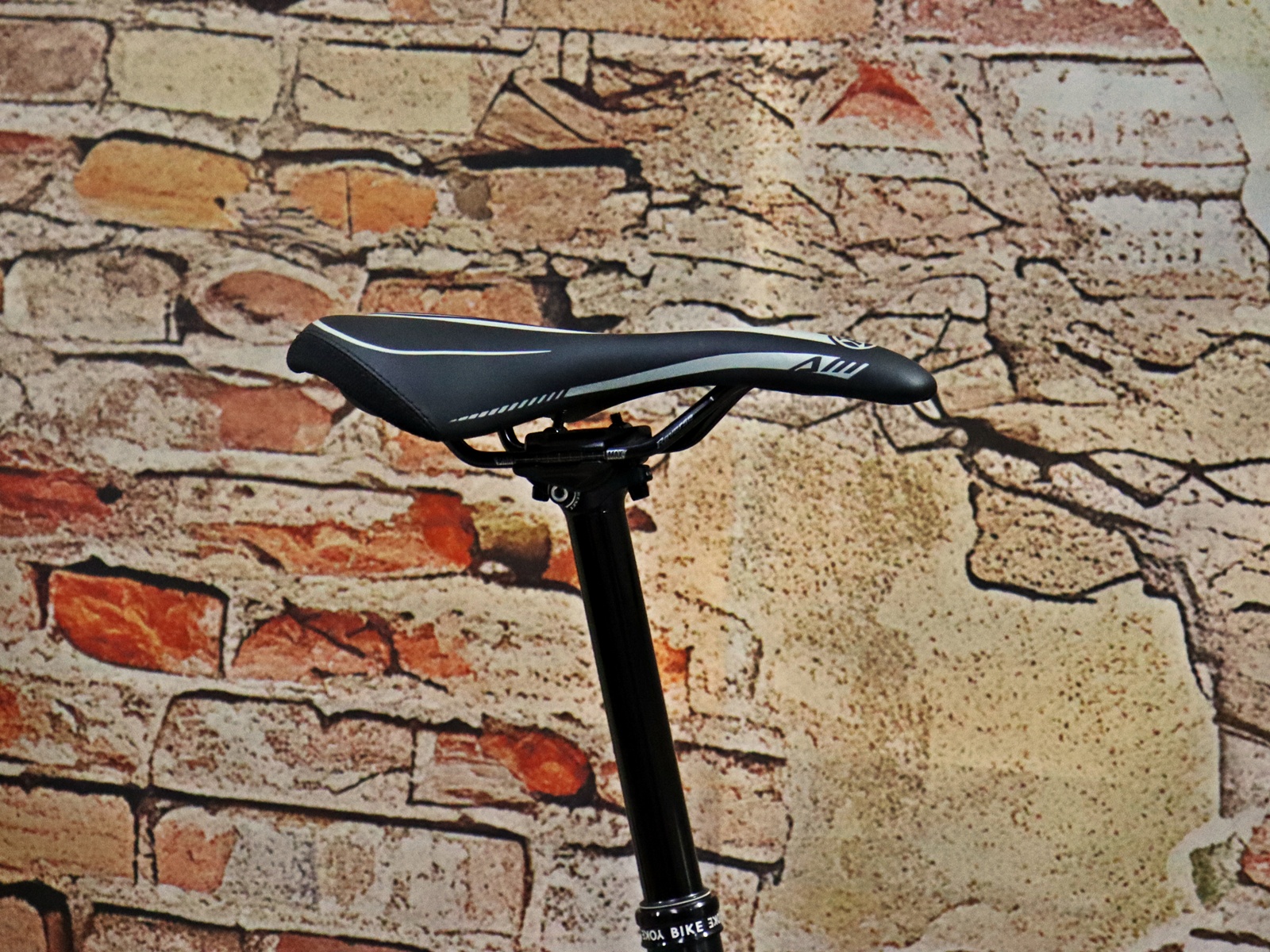 NOX Hybrid Enduro 7.1 Pro Sachs RS 6