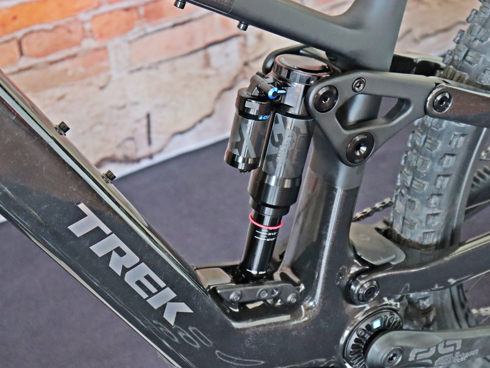 TREK Fuel EXe 9.8 XT – Bild 17