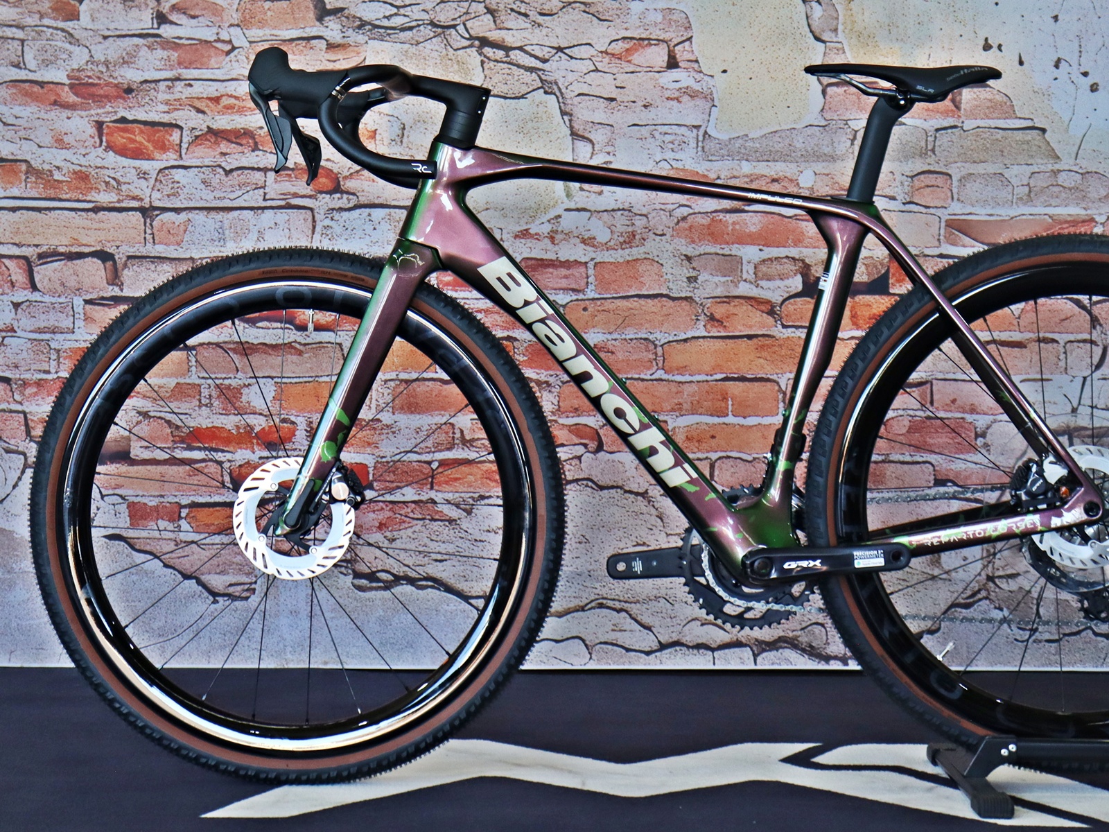 Bianchi Impulso RC GRX 825 Di2 2x12sp Raudibotn Camo / Sand – Bild 14