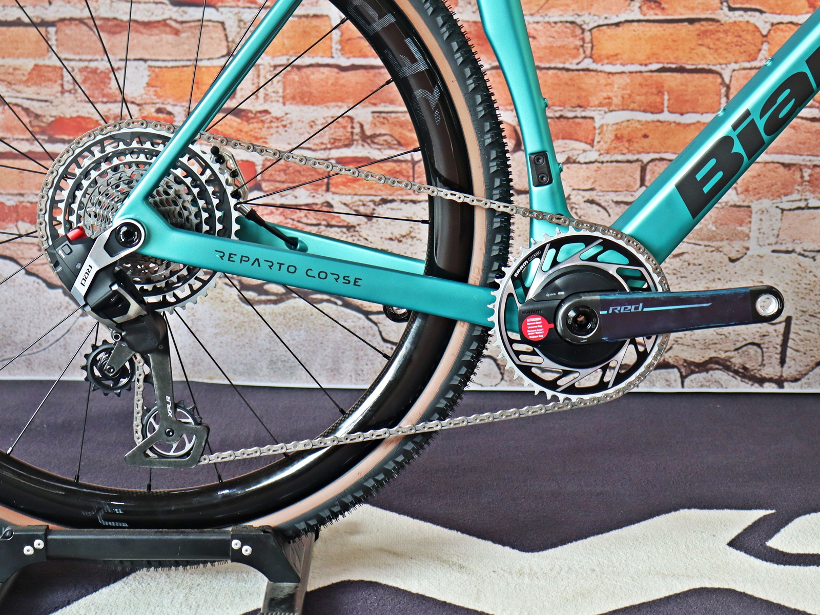 Bianchi Impulso RC SRAM RED XPLR AXS 1x13 – Bild 9